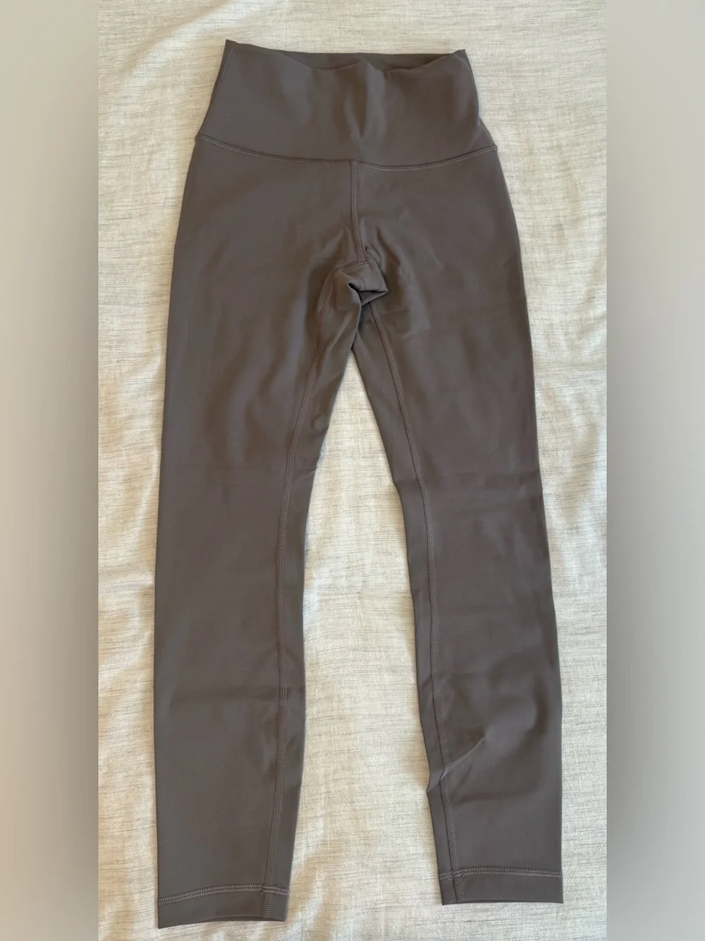 Lululemon Women’s Size 4
